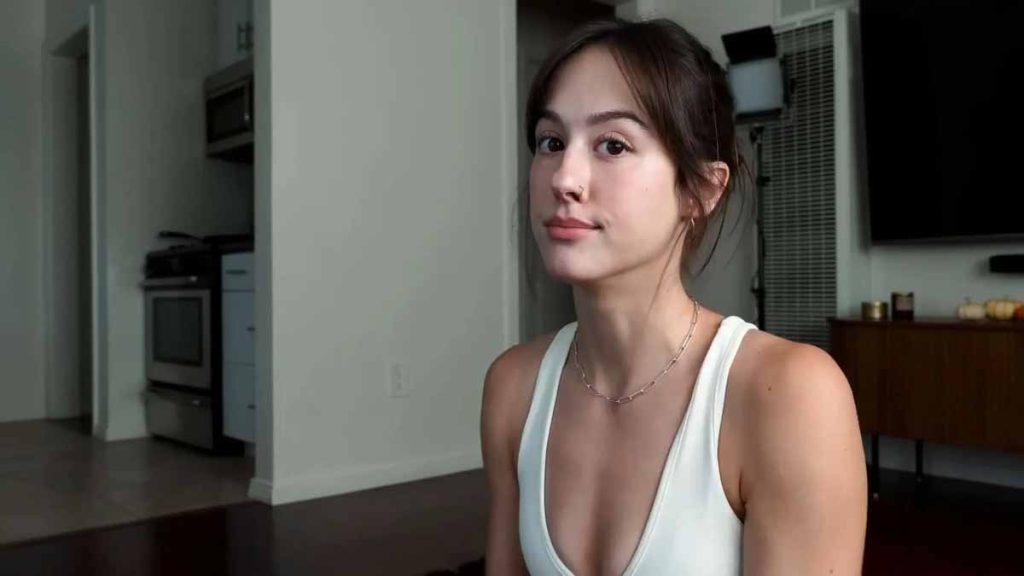 Jules Ari's Age, Career, Net Worth, Relationship, and More(04)