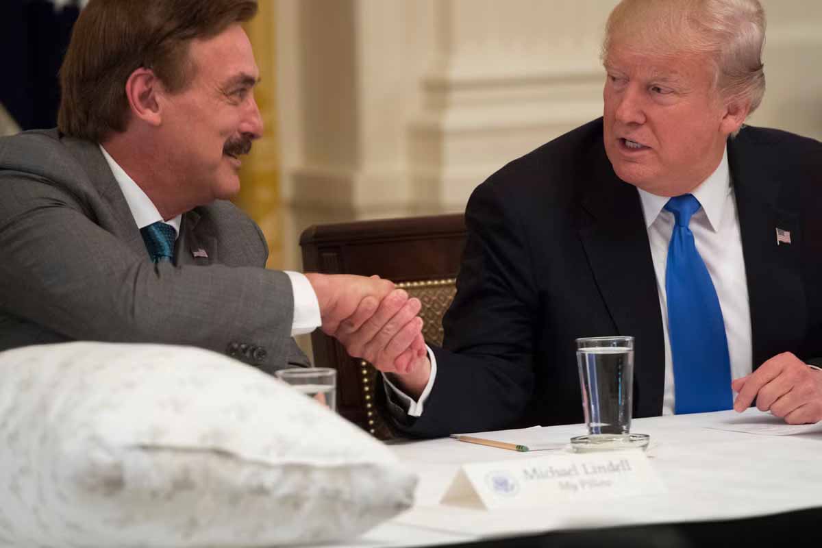 What Is Mike Lindell’s Net Worth? A Closer Look at His Fortune, Rise, and Controversies 1 Mike Lindell among the Trump