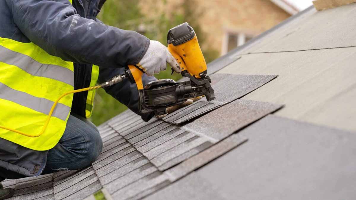 What Should You Check Before Calling for a Residential Roof Repair Company in Frisco? 1 Residential Roof Repair Company
